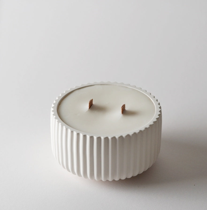 Sandalwood Grand Candle + FREE 250g REFILL