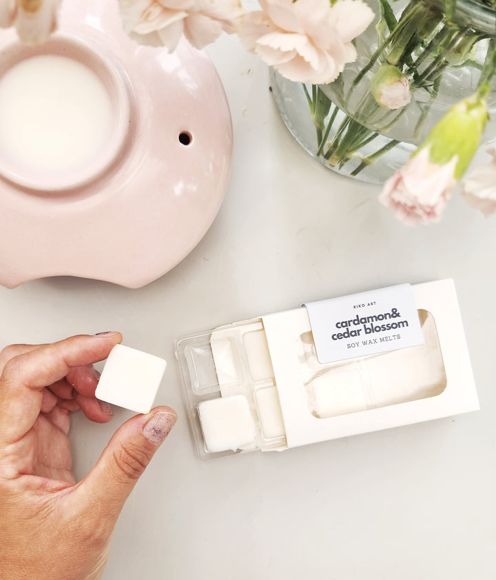 Wax melts 6/12 cubes CARDAMON & CEDAR BLOSSOM