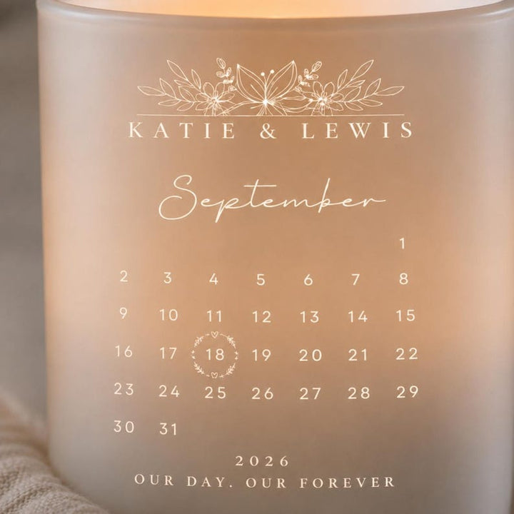 White printed calendar design variant